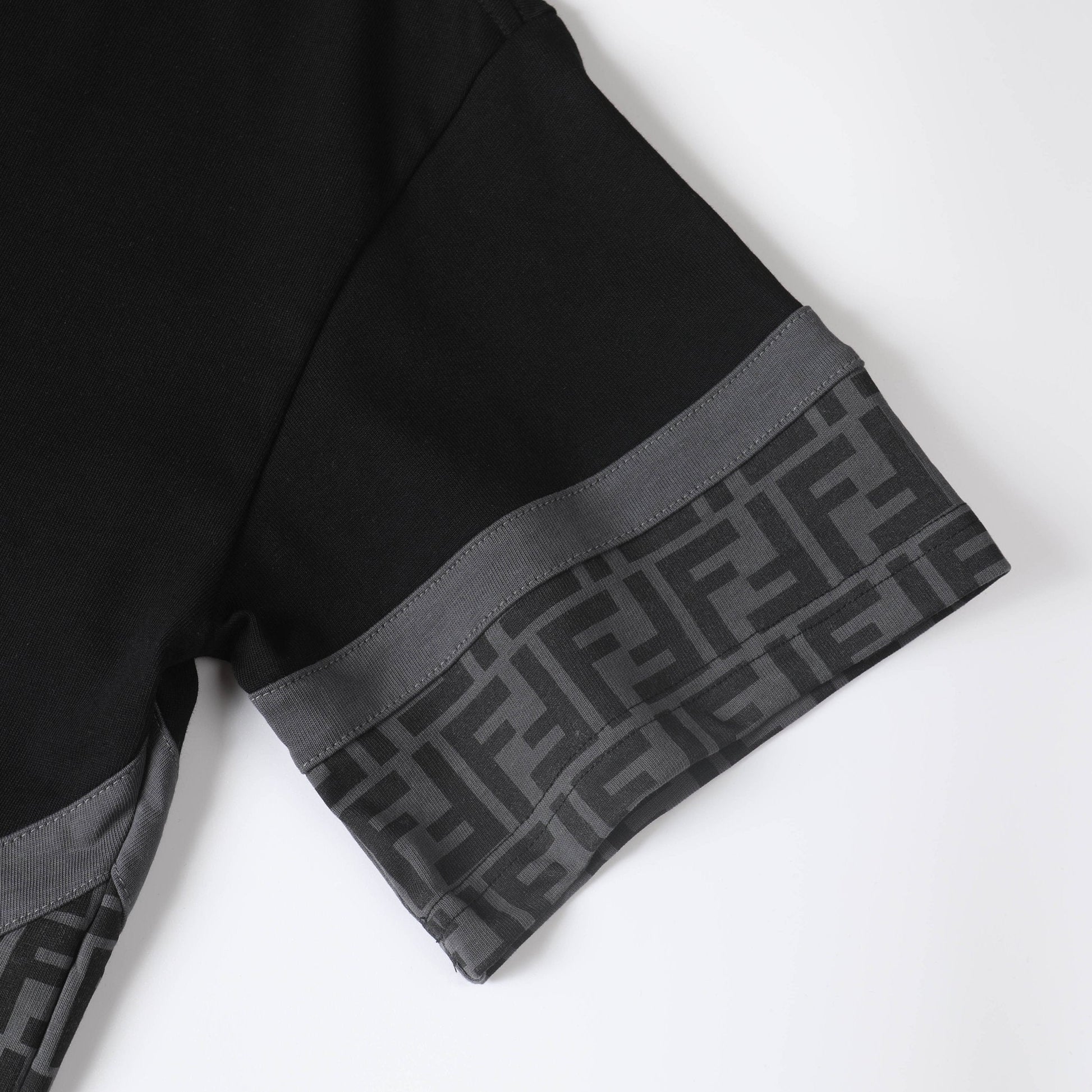 T-SHIRT FENDI Position 5