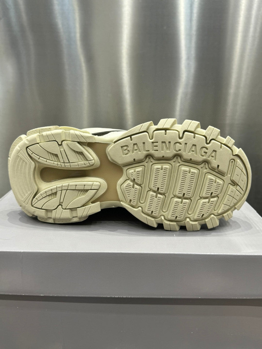 Balenciaga Track - STORM OFFICIAL STORE
