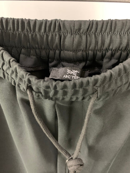 Pantaloncino Arcteryx Position 8