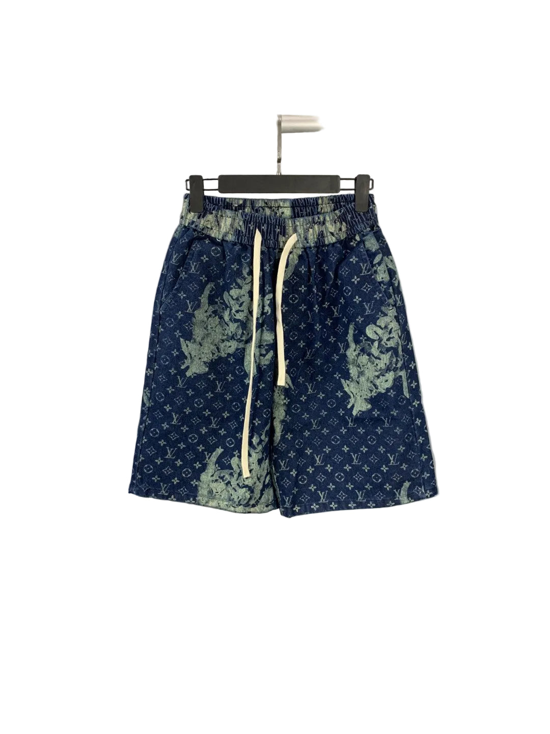 SHORTS LV Position 1