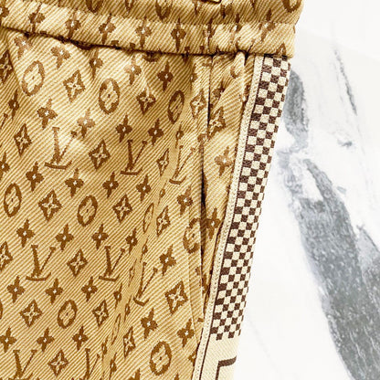 SHORTS LV Position 4