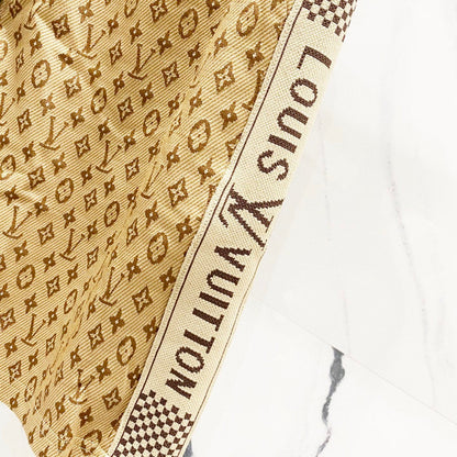 SHORTS LV Position 8
