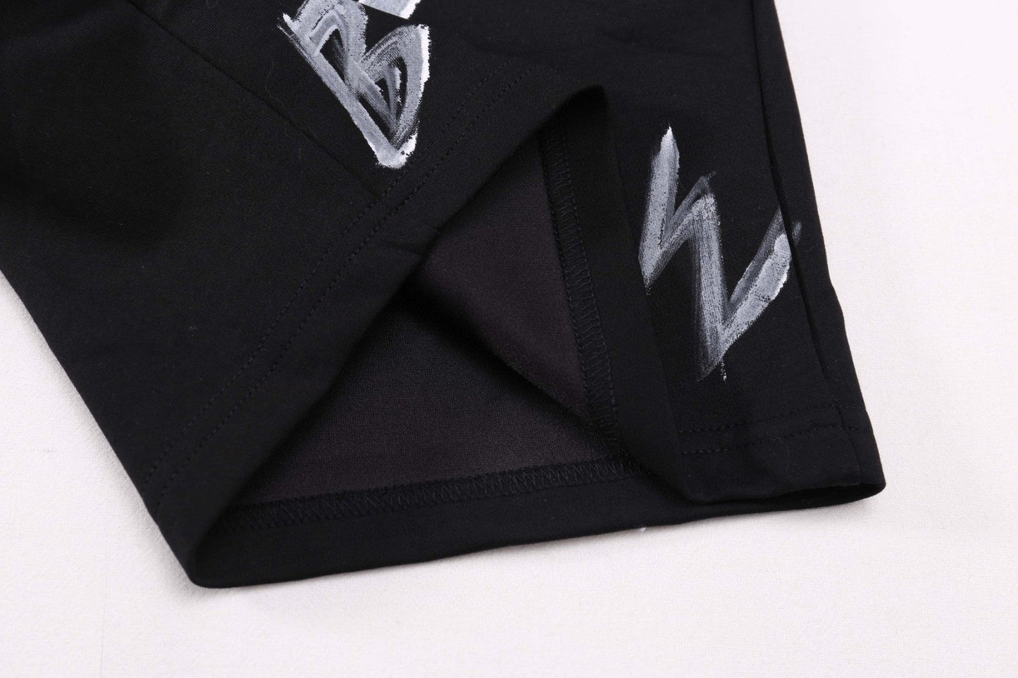 SHORTS BALENCIAGA Position 3