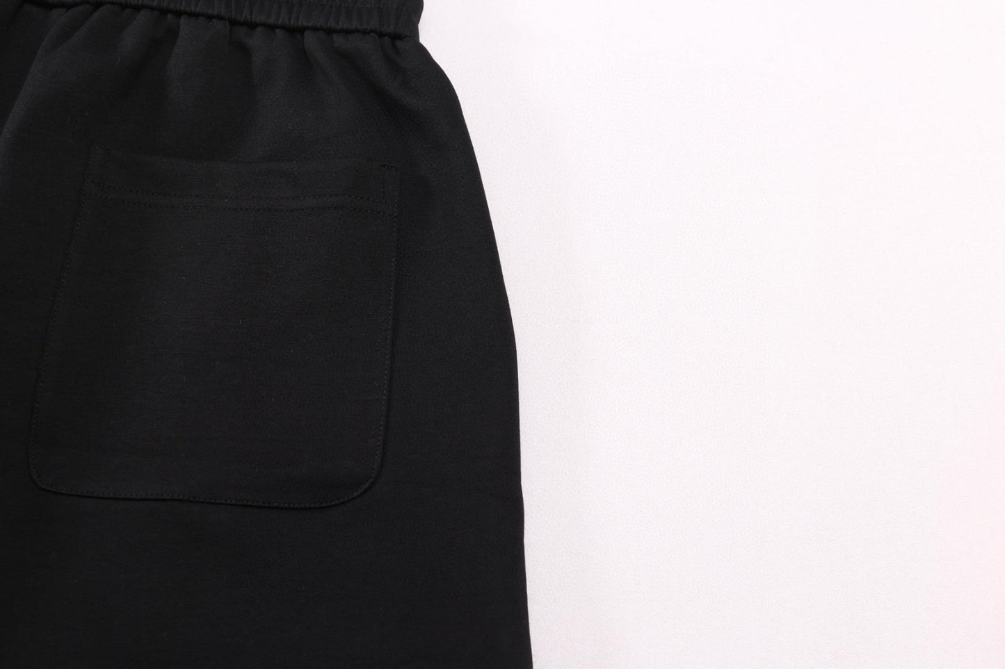 SHORTS BALENCIAGA Position 4