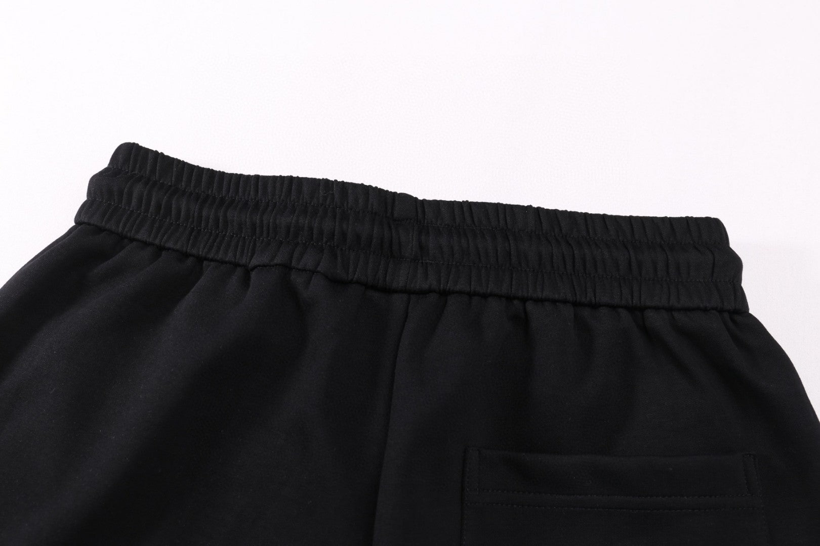 SHORTS BALENCIAGA Position 7