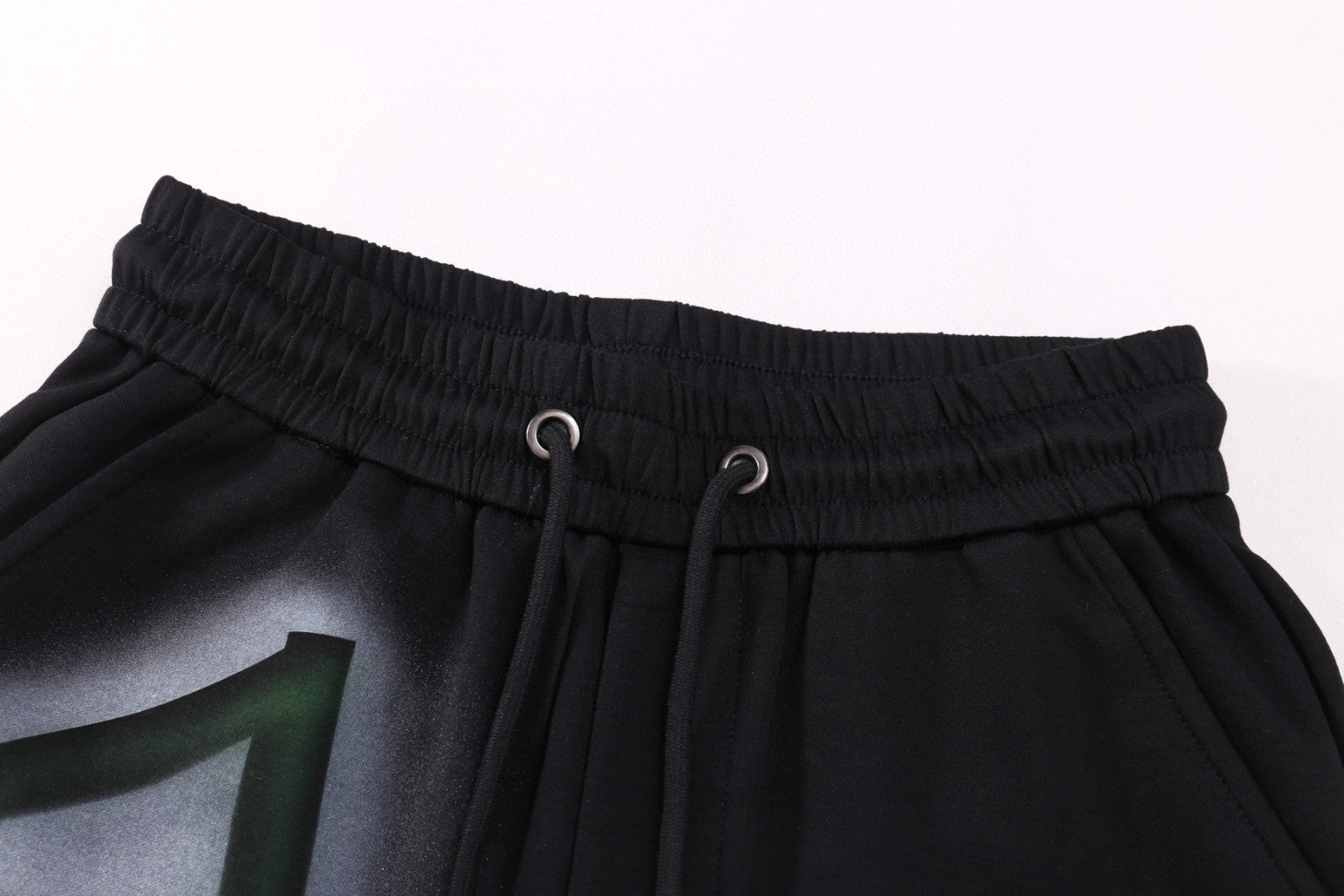 SHORTS BALENCIAGA Position 8