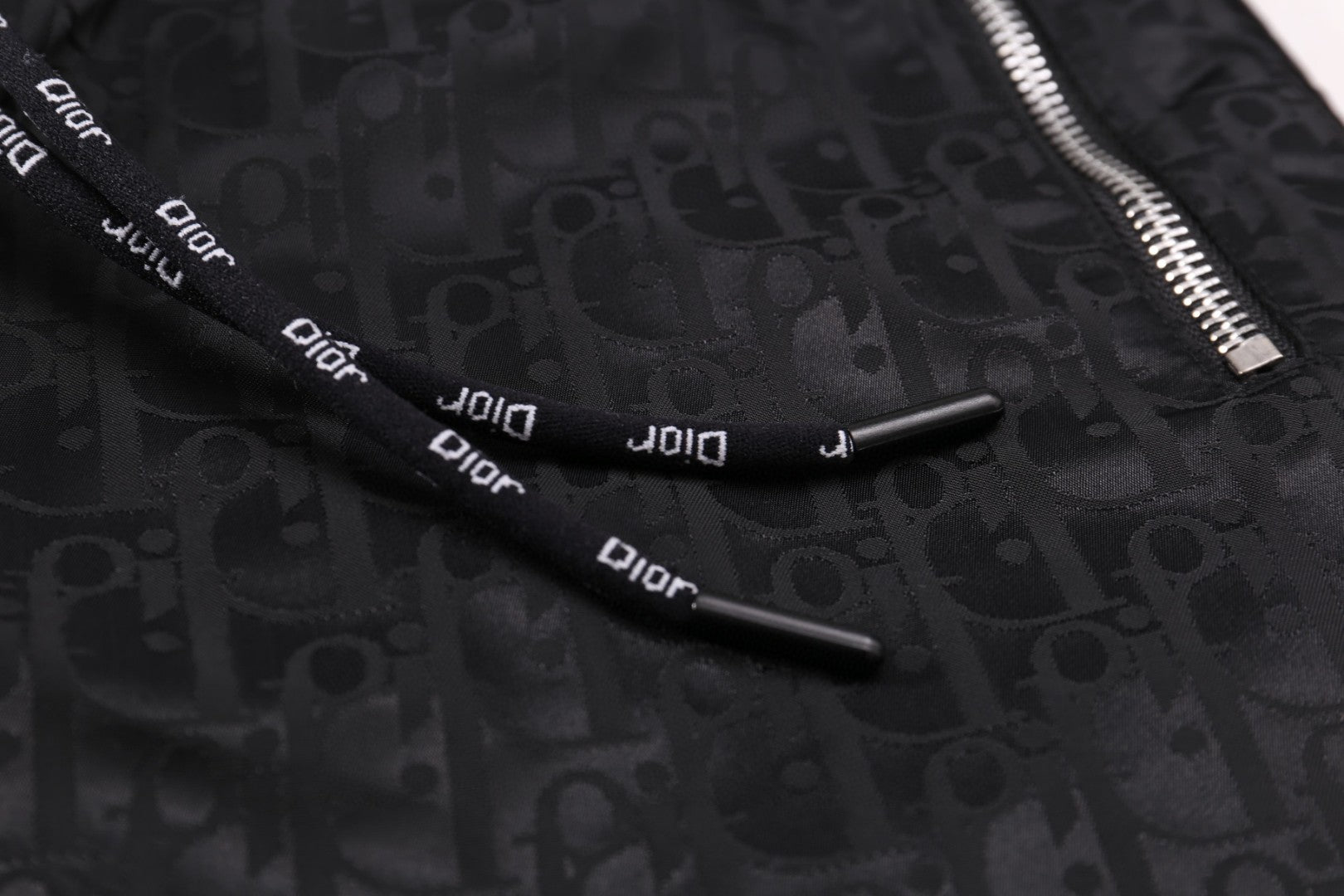 Pantaloncino Dior Position 3