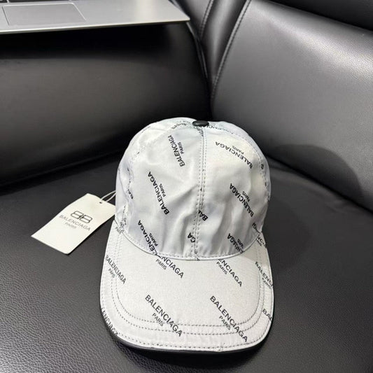 Cappellino Balenciaga Position 2