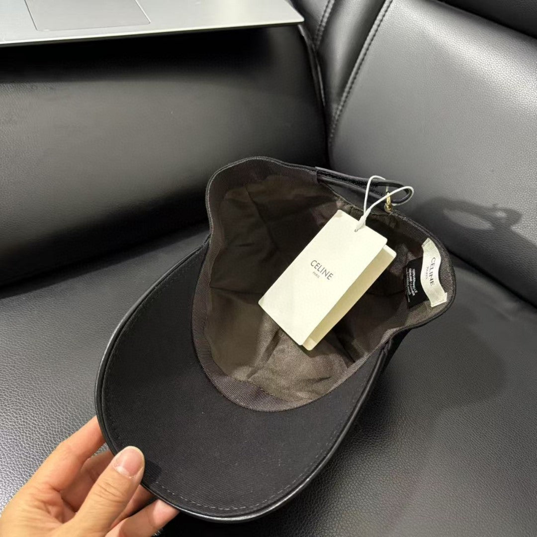 Cappellino Celine Position 5