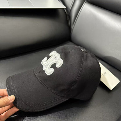 Cappellino Celine Position 3