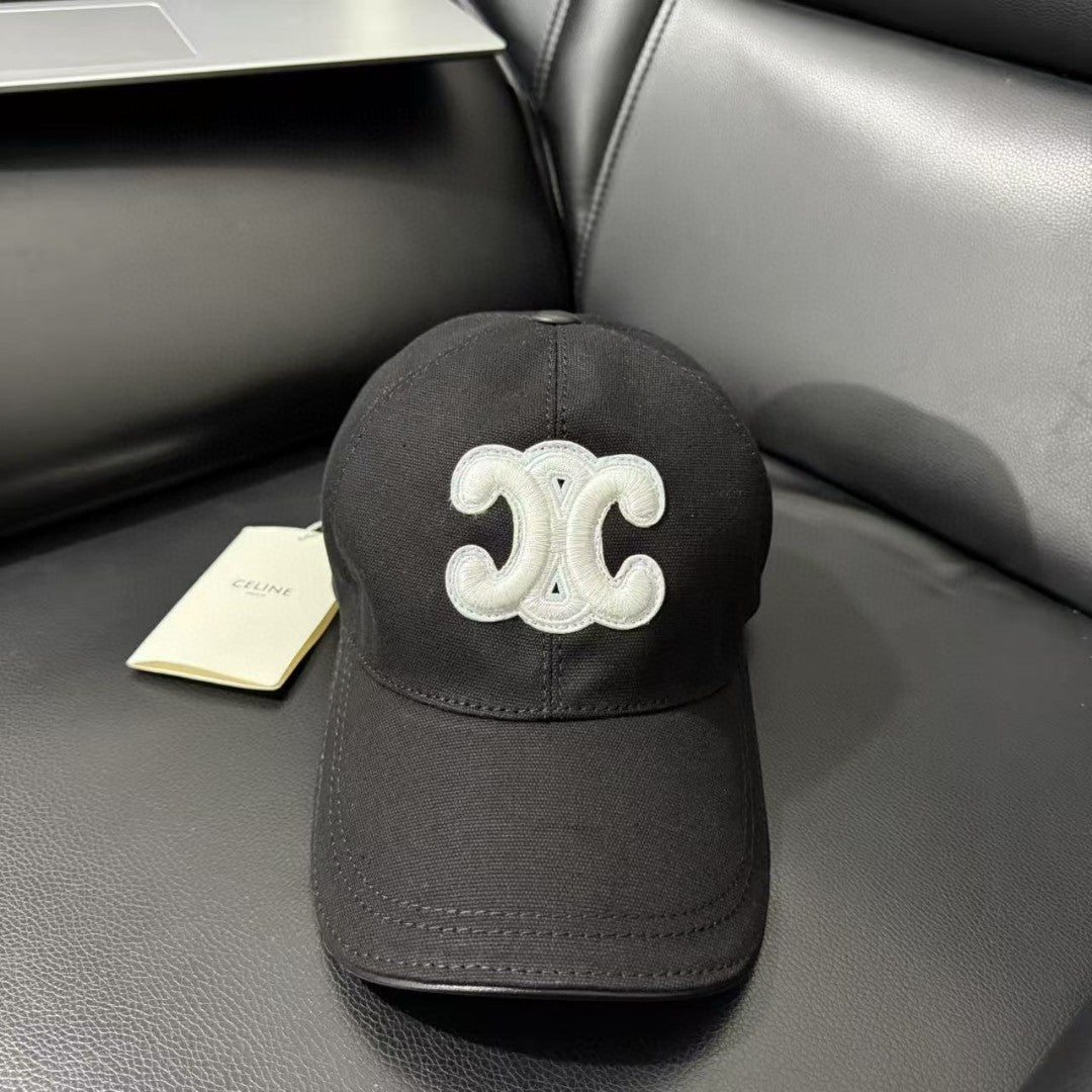 Cappellino Celine Position 13