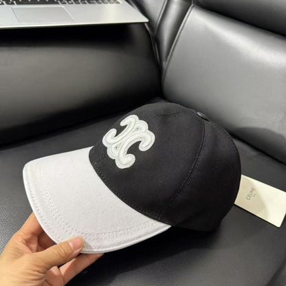 Cappellino Celine Position 12