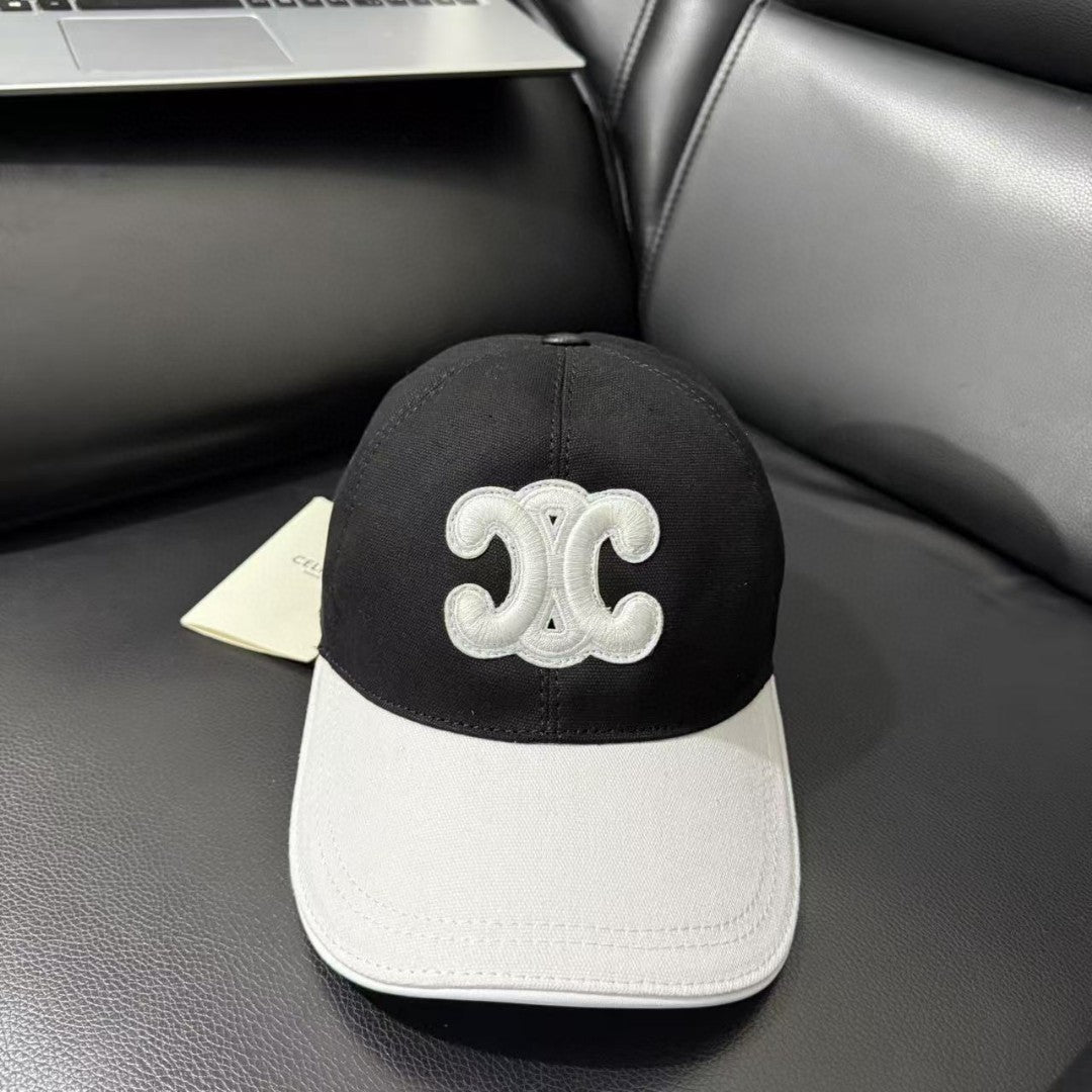 Cappellino Celine Position 15