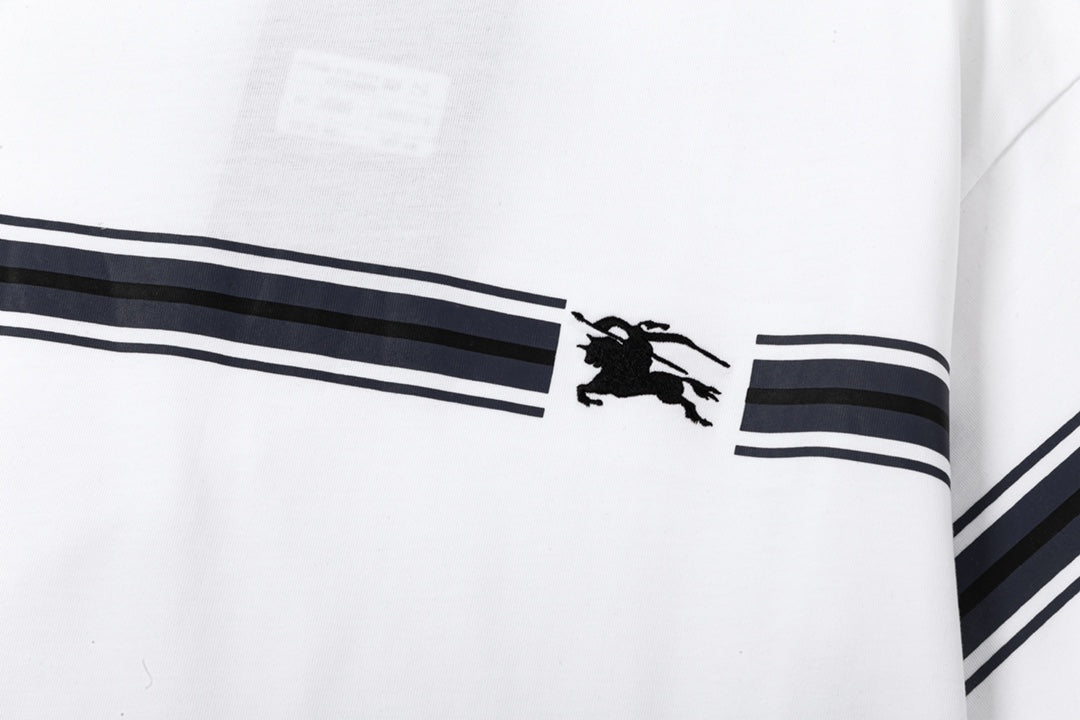 T-SHIRT BURBERRY Position 2