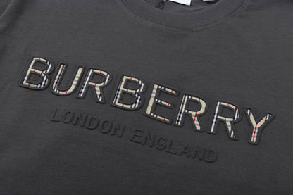 T-SHIRT BURBERRY Position 2