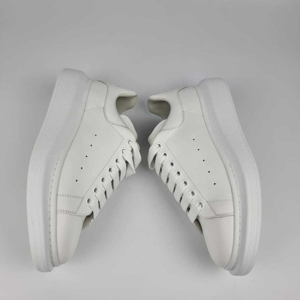 Alexander McQueen - STORM OFFICIAL STORE