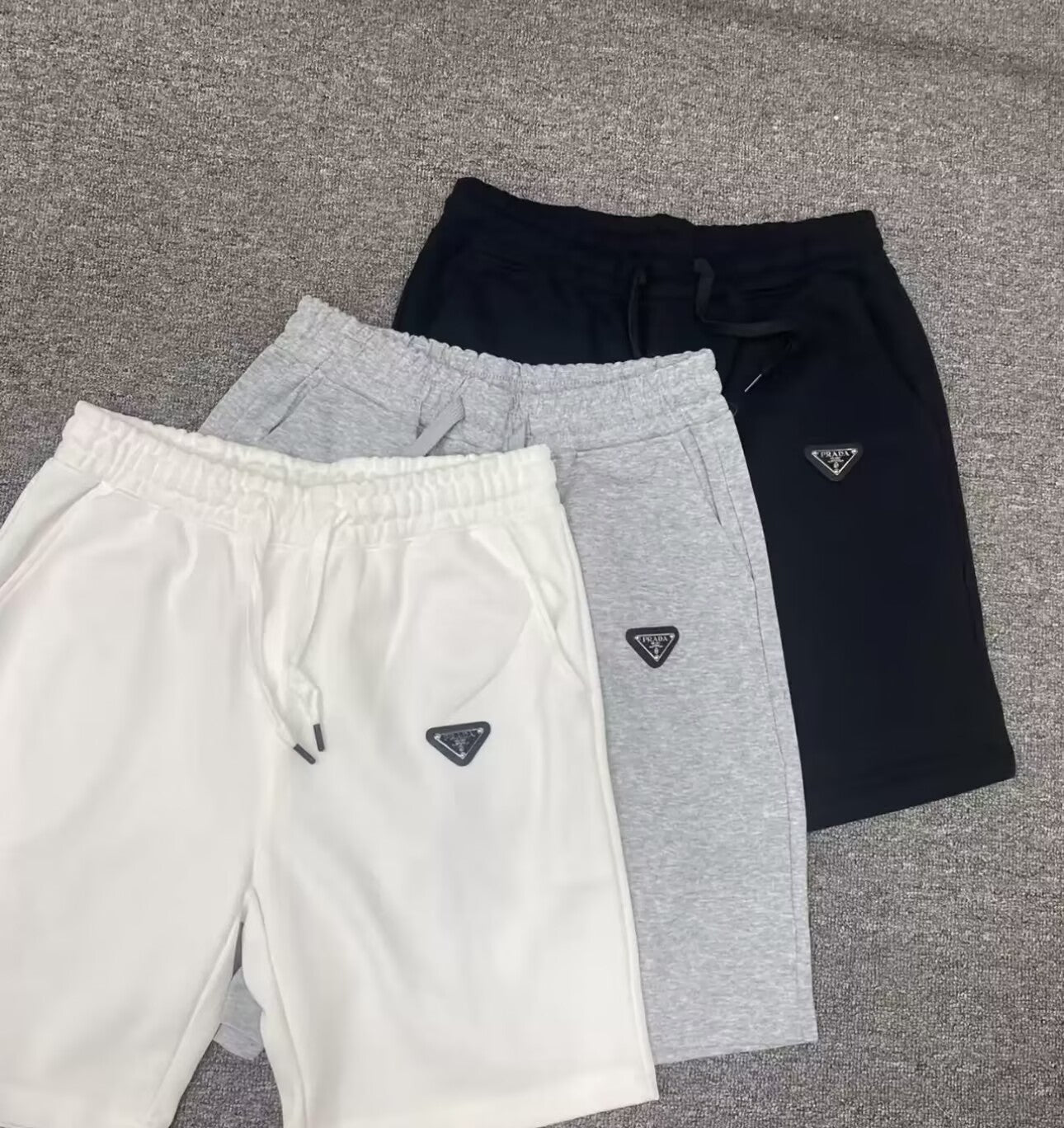 SHORTS PRADA Position 1