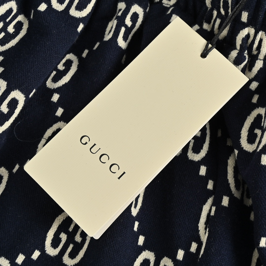 Shorts Gucci Position 4