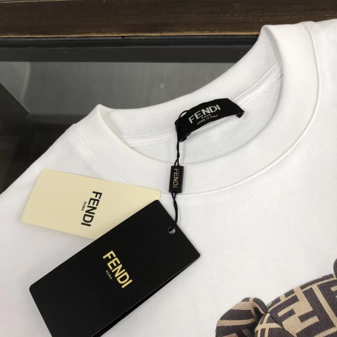 T-SHIRT FENDI Position 2