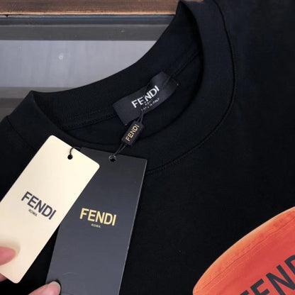 T-SHIRT FENDI Position 3