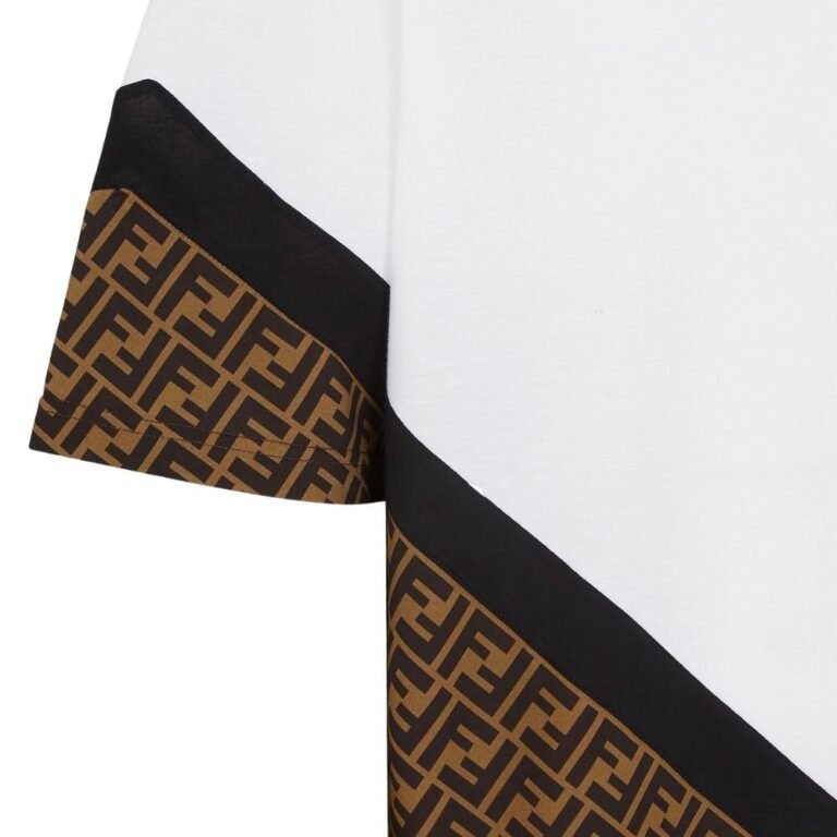 T-SHIRT FENDI Position 3