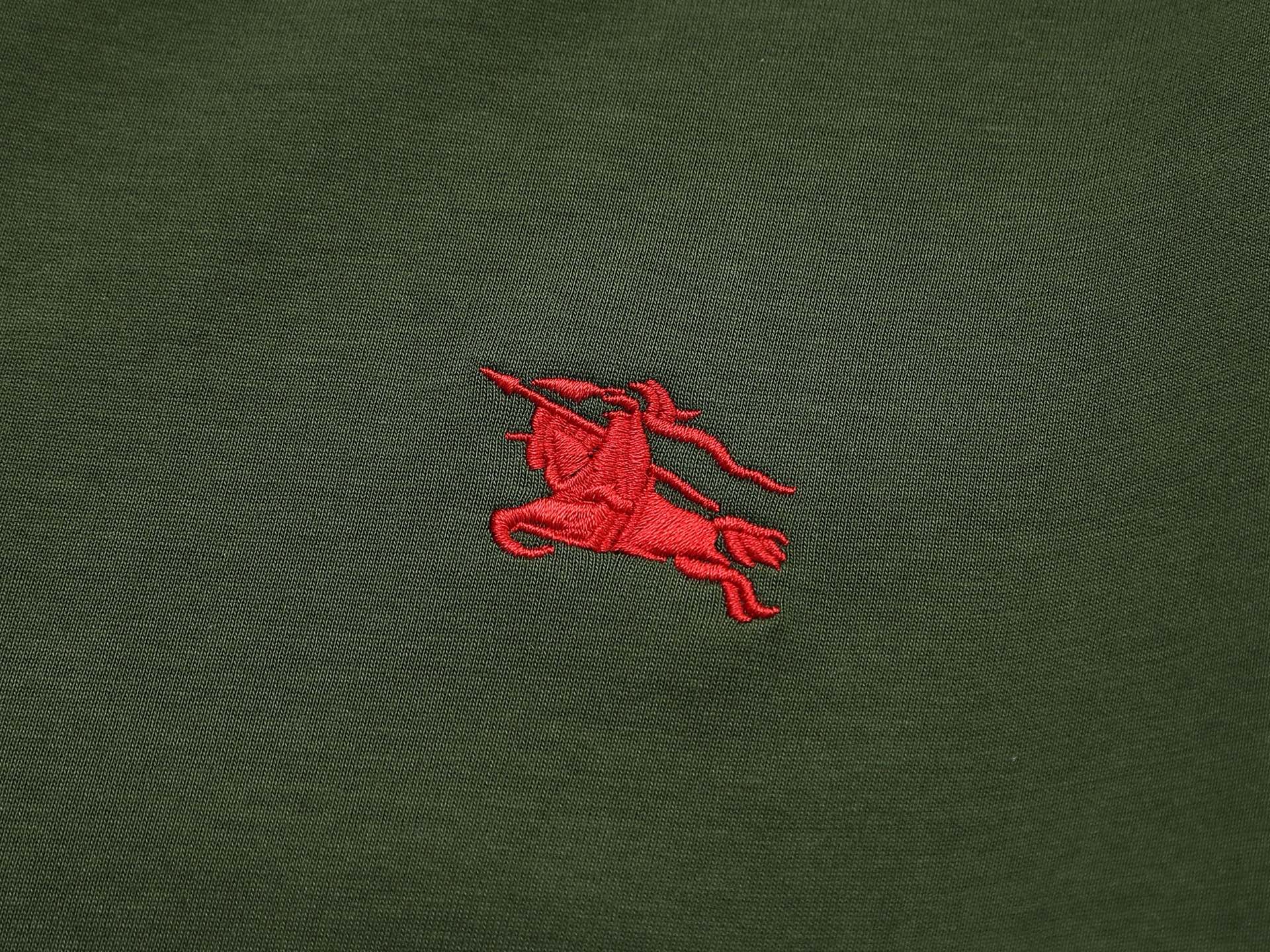 T-SHIRT BURBERRY Position 4