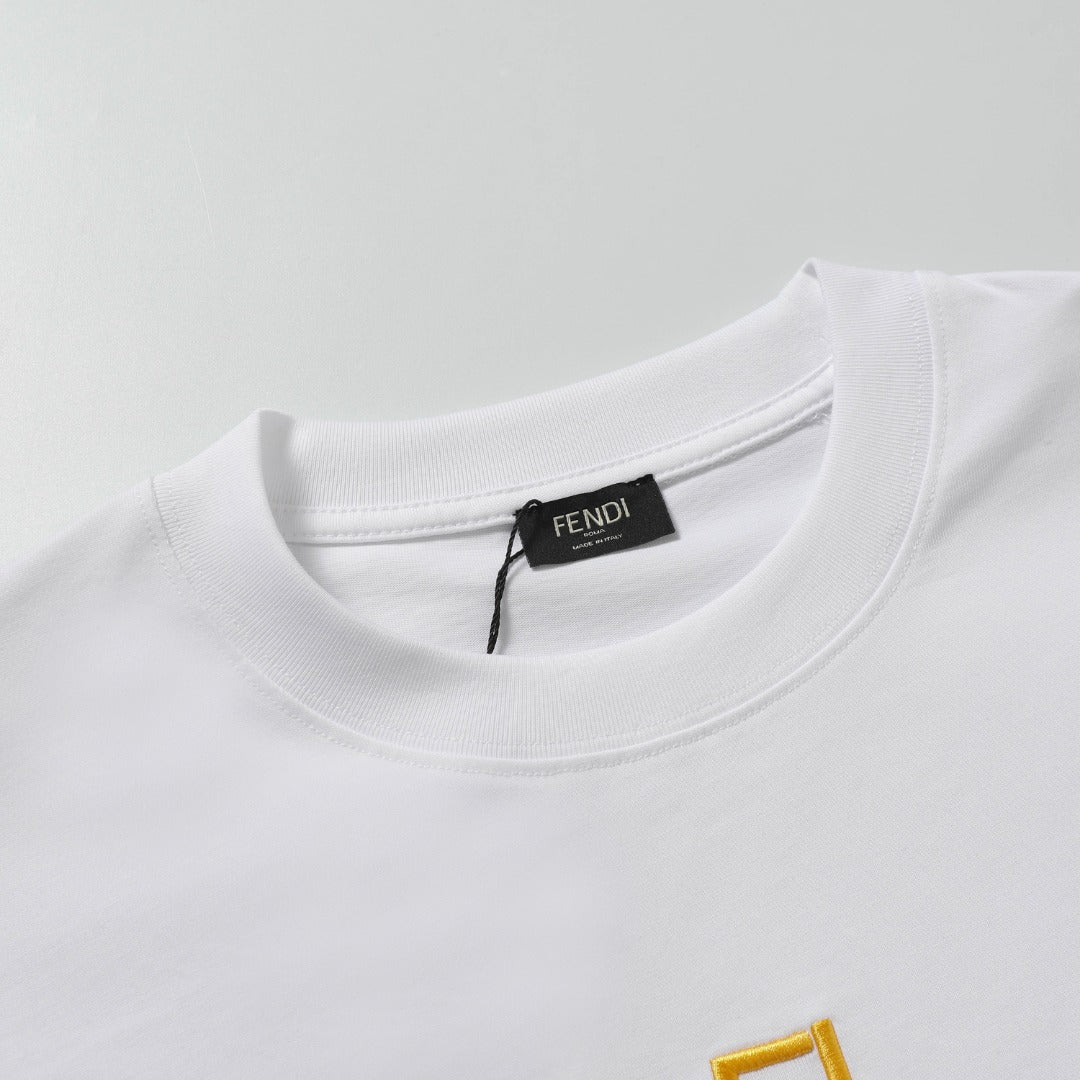 T-SHIRT FENDI Position 4