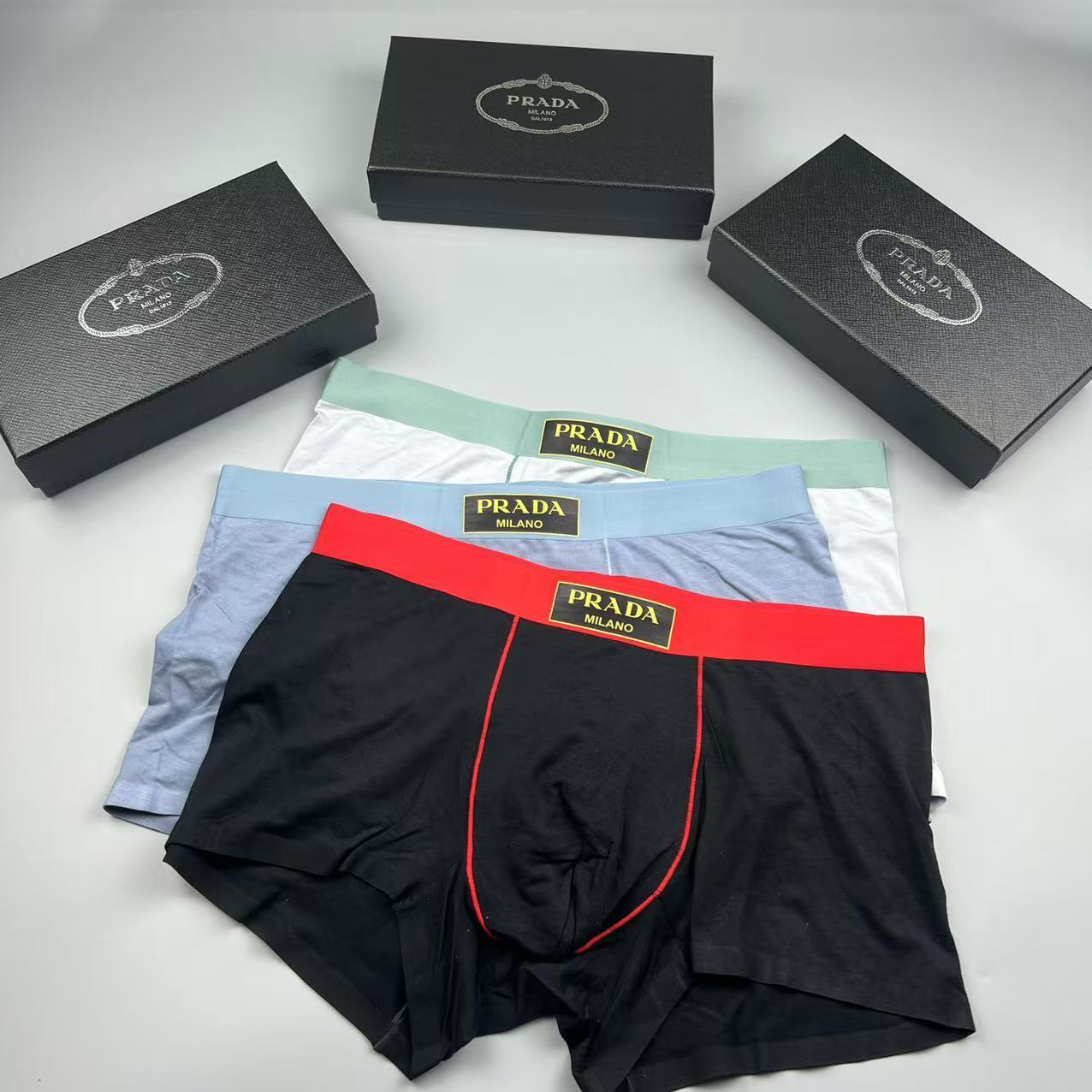 UNDERWEAR Position 1