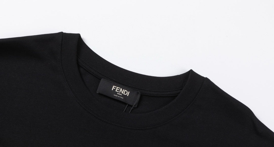 T-SHIRT FENDI Position 4