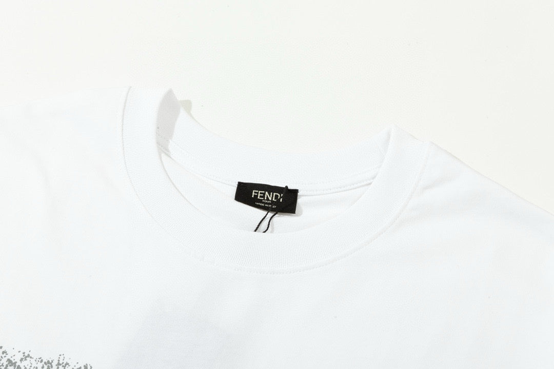 T-SHIRT FENDI Position 4