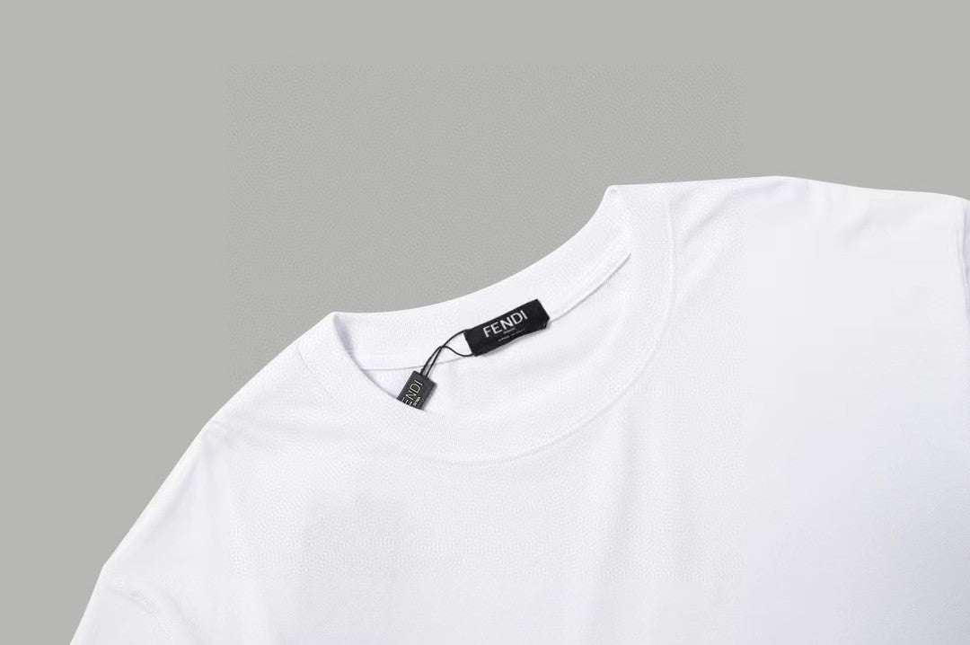 T-SHIRT FENDI Position 4